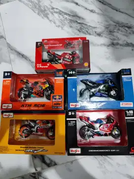 diecast motogp 1:18