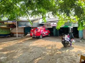 Lahan Pinggir Jalan Utama + 2 Rumah, Kios Onderdil + Bengkel Aktif