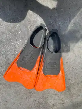 SEPATU KATAK ANAK  (PANTAS)