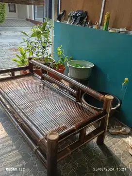 Bale bambu hitam