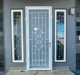 Menerima orderan Kontruksi besi Kanopi, Pagar, Railing tangga, dll.