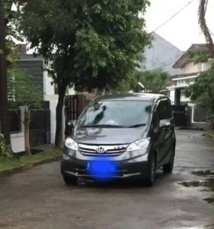 Honda Freed GB3 1.5 S Automatic (CKD) 2013 (NEGO)