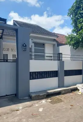 Di Jual Cepat Rumah Siap Huni ( Strategis di Tengah Kota Mataram)