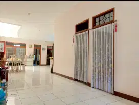 Di Sewakan Rumah tinggal/ kantor Siap Huni Di Komplek Kembar Sayap BKR