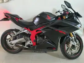 JUAL HONDA CBR 250 RR ABS LOW KM FULL PAPER KONDISI ISTIMEWA