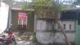 Di jual RUMAH (Murah)