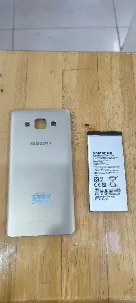 Jual batt sama casing belakang galaxy A5 2015 ori