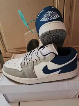 Sepatu Nike air Force 1 & jordan