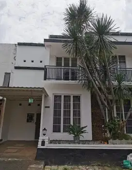 Dijual Rumah 2Lantai Di sektor 9 Puri Bintaro
