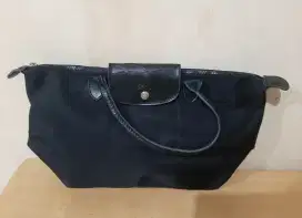 Tas wanita hitam besar