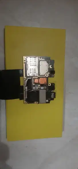Pocophone Poco f1 nyala minus mines BACA deskripsi