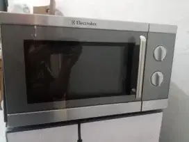 Dijual microwave merk elektrolux