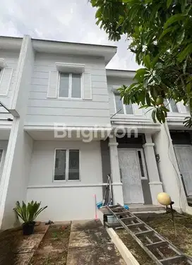 Rumah 2 lantai minimalis Grand City Cluster Hyland - Sinar Mas Land