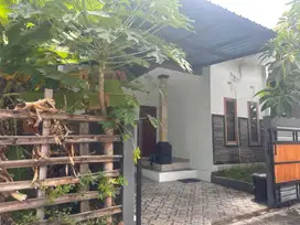 Di jual rumah ready fully furnish good for investment