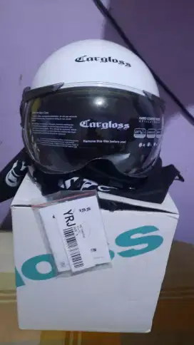 Helm Cargloss white original size S anak