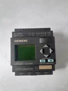 LOGO! 12/24 RC  SIEMENS Logic Control