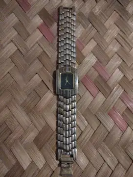 Vintage jam tangan Wanita merk Earth