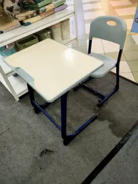 Meja belajar sekolah set