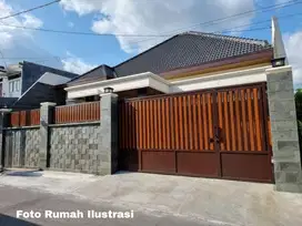 rumah mewah nyaman SHM dekat stadion manahan solo lokasi sumber