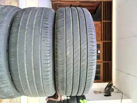 Ban Michelin Primacy 4  215 55 r17 2pcs