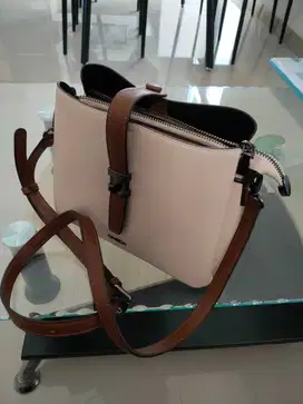 Tas Oneda Livy Elegan Warna Apricot