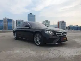 Mercedes Benz E300 KM antik 18rb AMG 2017