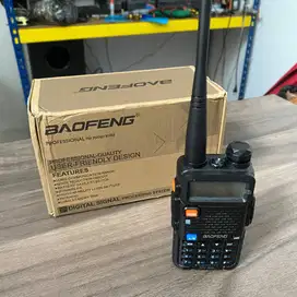 Baofeng UV-5R, HT Handy Talky Walkie Talkie