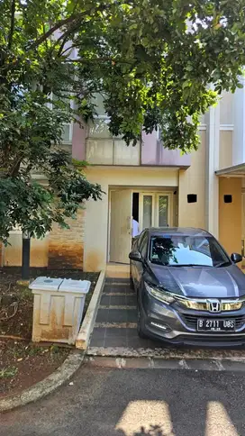 Di Jual Rumah di Cluster Tesla Utara, Gading Serpong