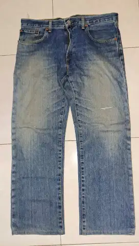 Celana jeans Levi's 502 second