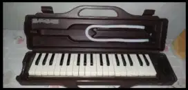 Pianika Suzuki Melodion M-36