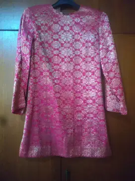 Kebaya bahan songket