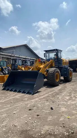 Jual Baru LONKING Wheel Loader 3 kubik / Payload 5 Ton Ready Stock