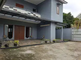 DIJUAL RUMAH 2LANTAI ADA PAVILIUN HALAMAN LUAS KAWASAN VETERAN BINTARO