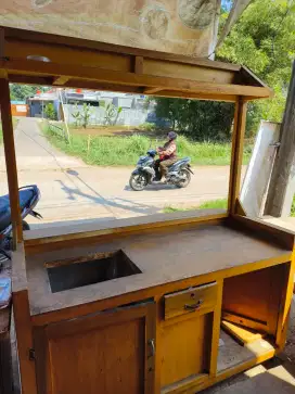 Dijual gerobak bekas jualan pentol