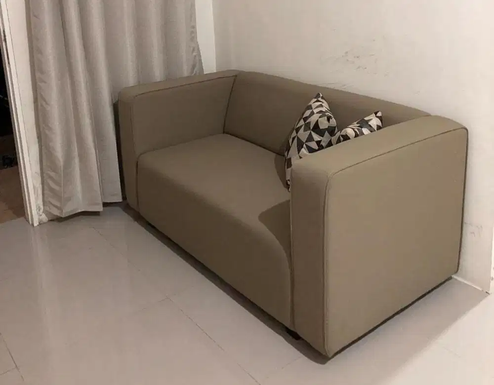 Sofa 2 dudukan coklat