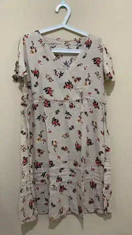 Baju Hamil Lumayan buat ganti ganti mom