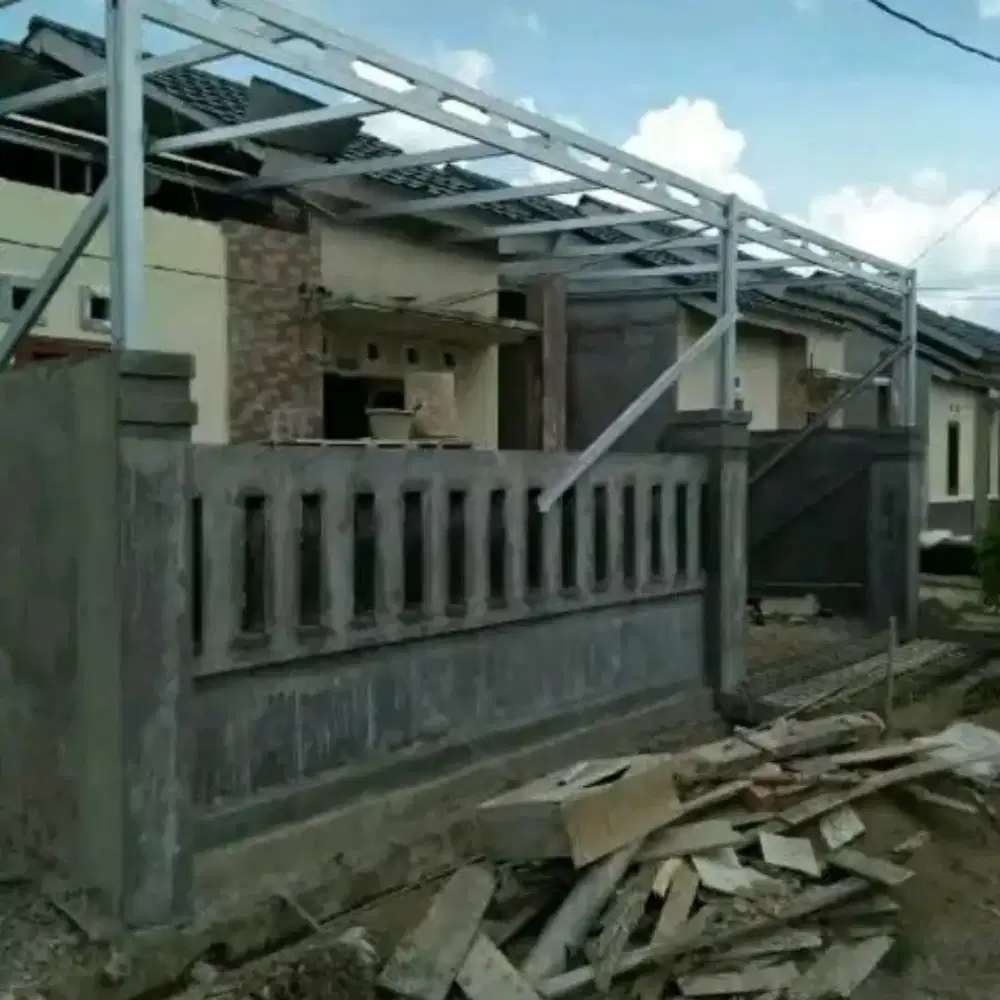 Tukang bangunan harian/borongan