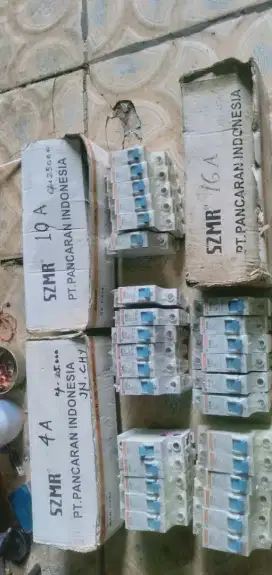 Slhkn plh slh 1 dr MCB listrik berkualitas brg baru hrg murah cpt dpt