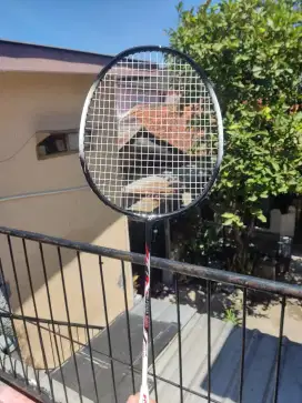 Raket Badminton Tarikan Kencang Siap Pakai