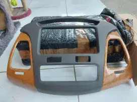 Frame Headunit Innova type V Original