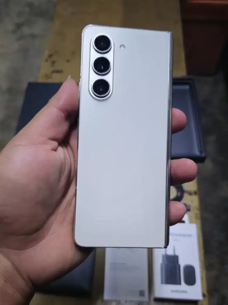 SAMSUNG Z FOLD 5 12/512 MASIH GARANSI SEIN & S CARE +
