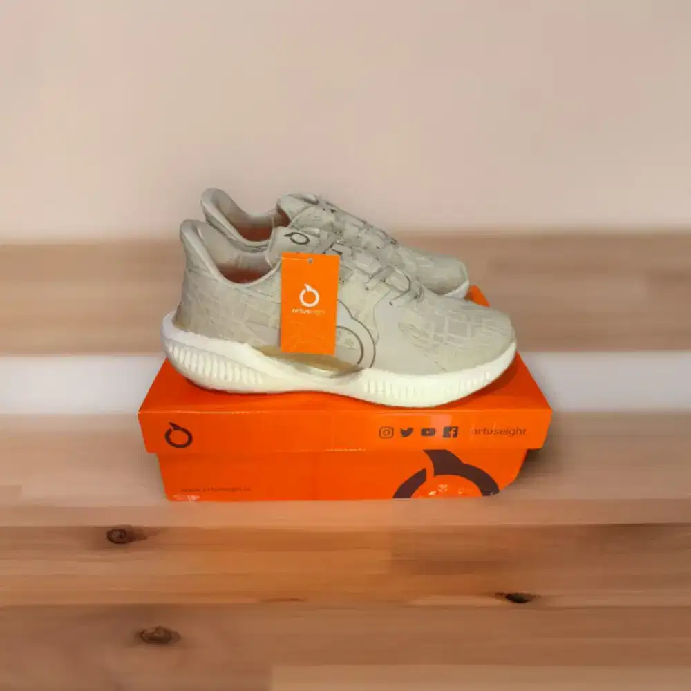 Sepatu Ortuseight Sneakers Resonant Beige  Avolgente