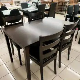 Meja makan set coklat