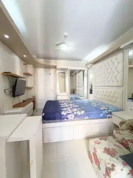 Sewa Atas Mall Apartemen Bassura City studio furnished free IPL