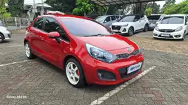 Pajak Panjang - Kia Rio 1.4 SE Bensin-AT 2012 Merah (KYB)