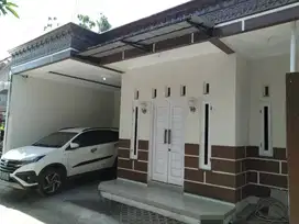 Dijual Rumah All Purnish Dengan Kolam Renang Dekat Jogja Bay