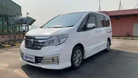 Pajak Panjang  Nissan Serena 2.0 Highway Star Panoramic BensinAT 2016/