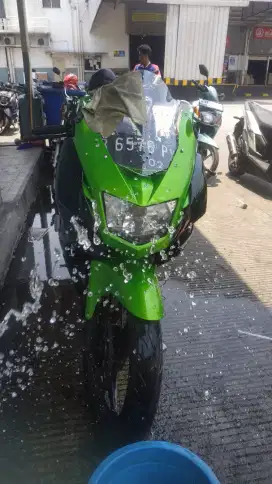 Jual Ninja RR jual santai masi ori semua ms nego. Smpe jadi besin full