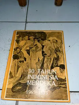 Jual buku sejarah 30 tahun indonessia dan biaografi tempo dn aidit