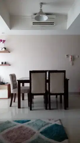 Kamar luas dg living room komplit aman nyaman cozy u keluarga anda